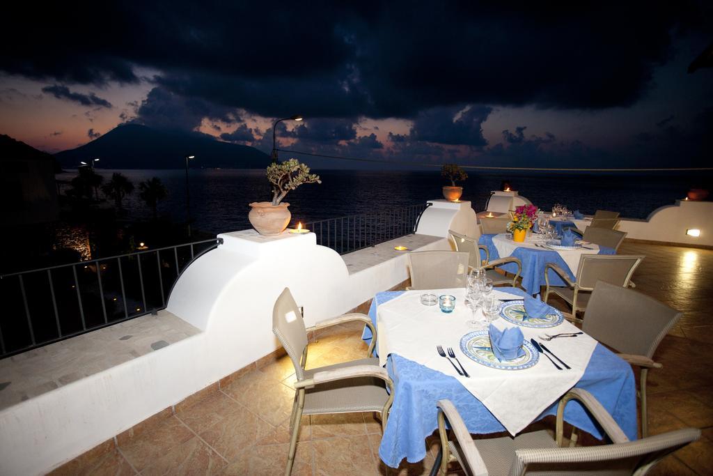 Hotel Residence Acquacalda Lipari  Exteriör bild